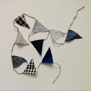 Fog linen bunting banner